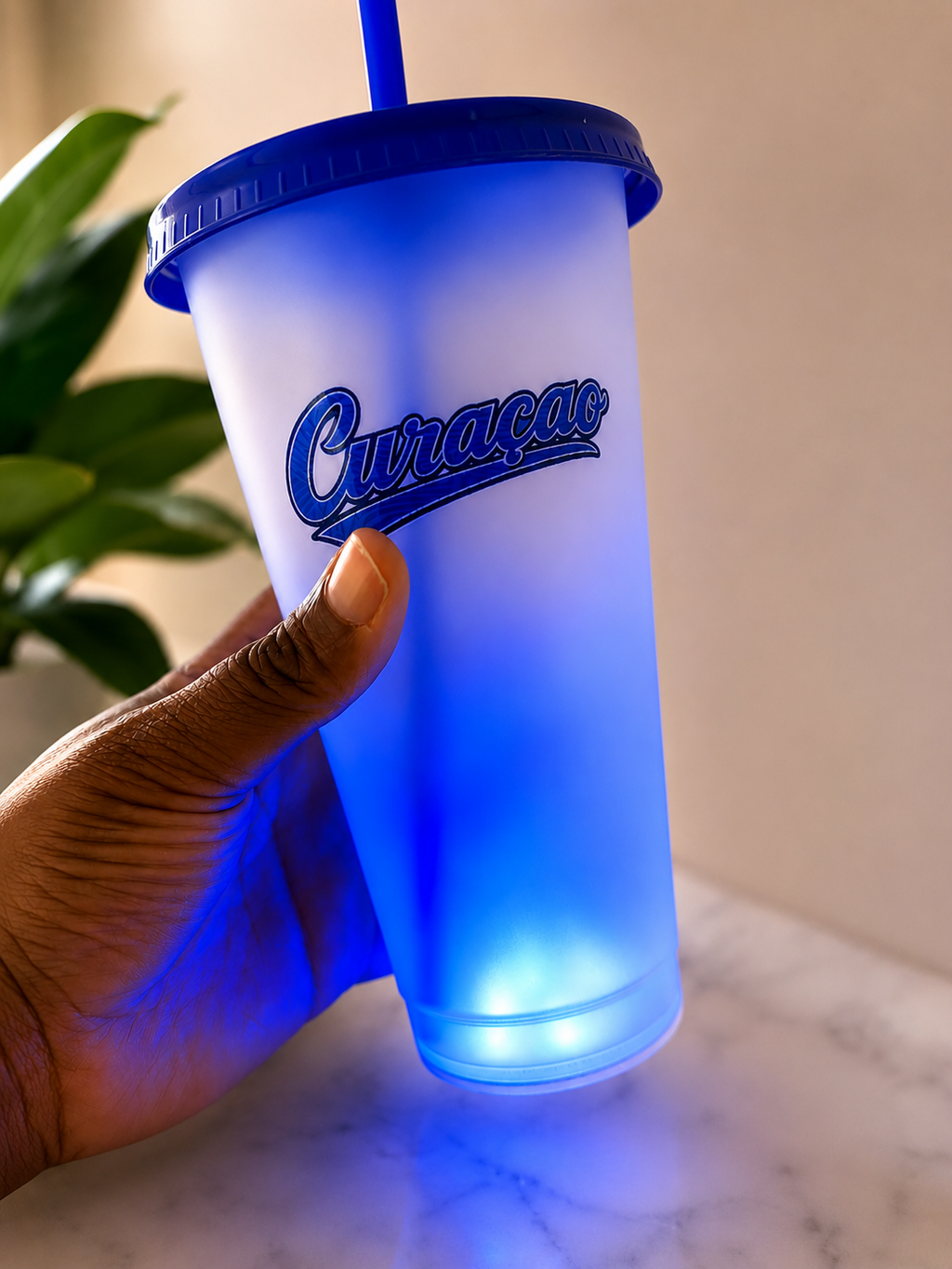 Curacao beker met wit of blauw deksel 24oz