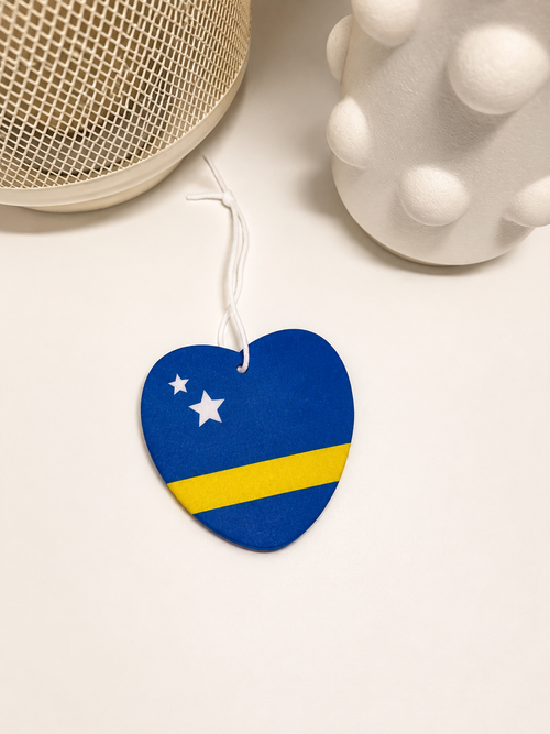 Curaçao hart autohanger met Curaçao vlag design Curaçao auto accessoire in hartvorm